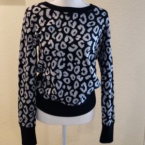 Halogen  animal print  sweater  Sz M